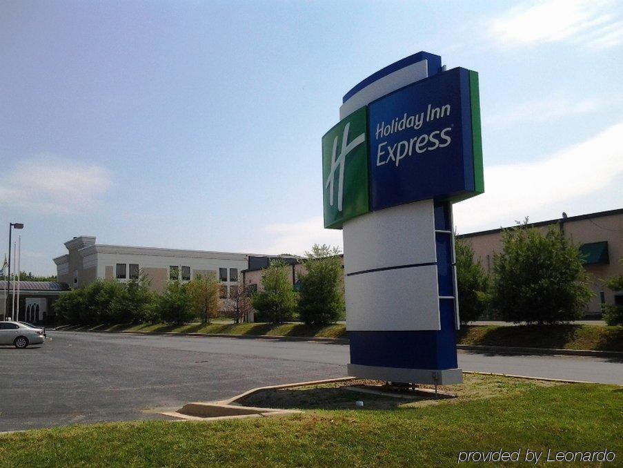 Holiday Inn Express Edgewood-Aberdeen-Bel Air Exterior photo